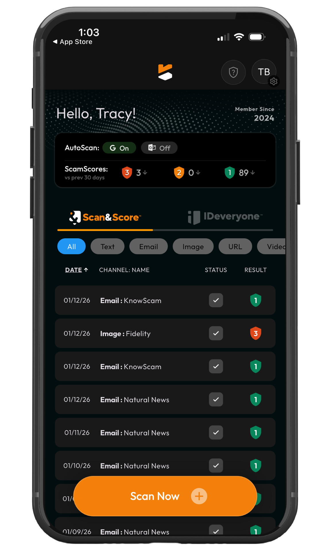 iPhone 17 displaying Knowscam applicatin in use